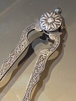 DÍSZES ALPAKKA CUKORFOGÓ CSIPESZ 14.5 CM