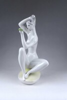 1Z705 Zsolnay porcelán fésülködő akt szobor Török János tervezte 22.5 cm