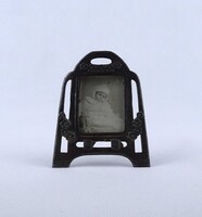 1Z824 Antik szecessziós miniatűr fém fényképkeret 7.1 x 5.6 cm
