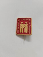 EURÓPAI GYERMEK TALÁLKOZÓ  1979  műanyag jelvény, kitűző
