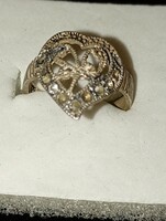 Régi ezüst gyűrű 18..A képeken látható állapotban hiányos kő