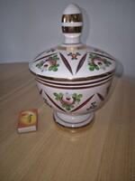 Bohemian tartó