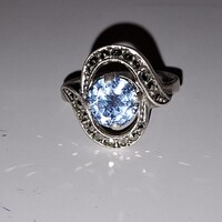 Ezüst, kék topáz gyűrű-markazitokkal