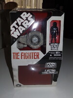 Star Wars - Csillagok Háborúja - TIE FIGHTER  /LN (nagyméretű szárny) 1/35 méretű 3,75" figurával!