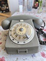 Retro tárcsás telefon eladó!
