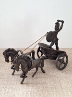 Görög vagy római harci szekér szobor, figura, fém,  17 cm