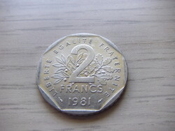 2    Frank   1981   Franciaország   A képen látható állapotban
