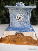 ÓRA  - 30 x 30 x 28 cm - RÉGI - KÉZMŰVES - KONYHARUHA AKASZTÓVAL - RUSZTIKUS - HIBÁTLAN