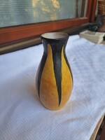 Kerámia kisváza, hibátlan