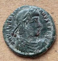 Római bronz VALENTINIANUS foglyos hátlap (G8)