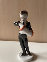 Hollóháza harmonikás fiú porcelán