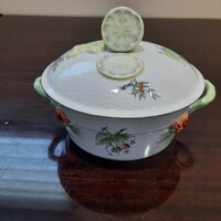 Herendi hecsedli, csipkebogyó mintás porcelán szószos, pörköltes tál