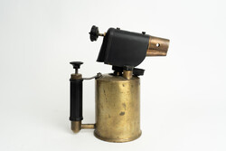 Old/retro copper petrol lamp