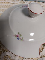 Zsolnay szép szellőrózsás, virágos porcelán leveses fedő, piros csíkkal a szélén