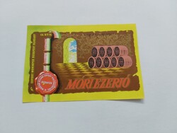 MÓRI EZERJÓ boros, italos címke 0.7 l - MAGYAR ÁLLAMI EXPORT PINCEGAZDASÁG BUDAFOK
