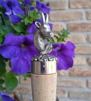 Kecske figura , dísz palackdugó