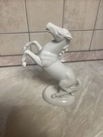 UNTERWEISSBACH porcelán ló