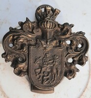 Bronz nemesi címer - csipesz akasztóval