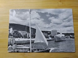 Régi Jugoszlávia, ma Horvátország, Opatija, Abbázia, tengerpart, kikötő, hajó,1968
