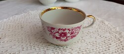 Virágmintás porcelán csésze aranyozott peremmel