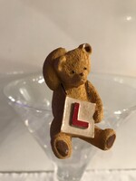 SZOBOR - KERÁMIA - ANGOL - KÉZIMUNKA - GYŰJTŐI DARAB - MACKÓ - 5 x 3 x 3 cm - RÉGI - HIBÁTLAN