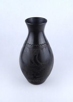 2A170 Nagyméretű kecskés nádudvari fekete kerámia váza 31.7 cm