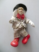 Régi antik porcelán bohóc baba 19 cm kockás nadrág zakó
