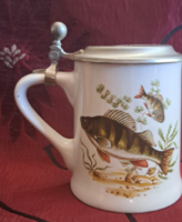 Halas ón fedeles sörös korsó, porcelán korsó (M6142)