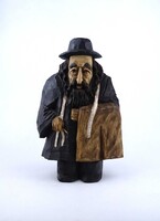 2A033 A zsidó szabó - festett faszobor fafaragás 30 cm