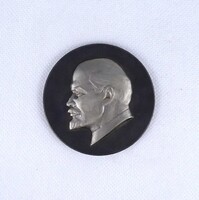 2A037 Szovjet ezüstözött Lenin plakett műanyag dobozban
