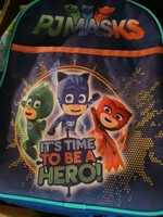 PJ Masks karakterekkel díszített, "It's Time To Be A Hero!" feliratú kék gyermek hátizsák