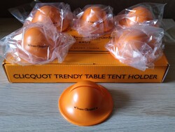 CHAMPAGNE CLUB - Veuve Clicquot “Clicquot Trendy” asztali kártyatartó szett – 6 db, új, dobozában