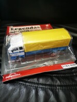 DeAgostini márkájú, 1:43 méretarányú Volvo F89 modellautó a Legendás teherautók a múltból sorozatból