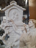Art Deco Capodimonte Giuseppe Armani 1992 Florence Esküvői Pár Szobor,Fa Talapzaton.28 cm.