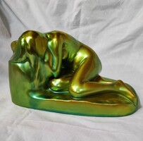 Zsolnay,  női akt  irizáló eozin  figura .24 x 12 x 14 cm