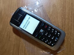 Nokia 6021 Mobiltelefon Retró
