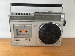 Retro Akai AJ-360H hordozható rádiós magnó