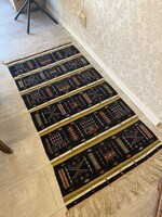 Régi kézi szövésű Kilim futószőnyeg – geometrikus népi mintával