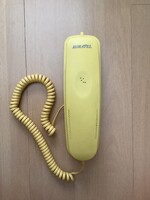 Retro KORATEL LT-102 sárga falra szerelhető vezetékes telefon