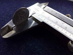 Vékonyabb (0,8mm) lapkás 10 fillér 1983 BP