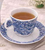 Lilien Porzellan Austria kék virágos porcelán csésze aljjal és kiöntő