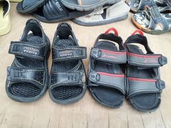 2 pár  Rider 25-26 méretű fekete -arany  és egy szürke - piros gyerek szandál fiú centik a képeken