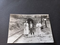 Régi fotó - Hölgyek a síneken - Bakony Cuha völgy 1950-es évek