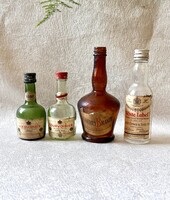 Vintage miniatűr italosüvegek brandy,whisky,cognac Courvoisier VSOP gyűjtői dekorációs darabok