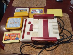 Retro sárgakazettás játék konzol plusz kazettákkal kvarcjáték NES klón