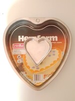 Két régi retro szív alakú fém torta sütőforma sütikellék tortaforma 24/4 és 10/2,5 cm