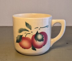 Antik Körmöcbányai majolika bögre – Jelzett, gyümölcs mintás kerámia gyűjtői darab, 9x9 cm