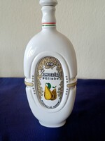 Hollóházi porcelán Vilmoskörte pálinkás kulacs dugóval