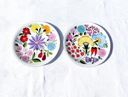 Kalocsai porcelán falitálak/dísztálak