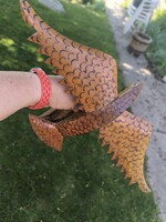 Fa faragott madár-hal szobor eladó! Sas madár hamutartó eladó!